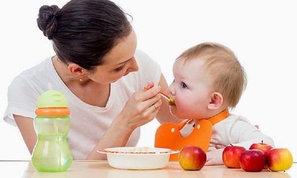 Giup trẻ ăn ngon và hấp thụ tốt dưỡng chât